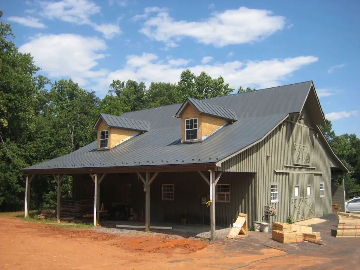 Expert Roof Repair workmanship in Melvin